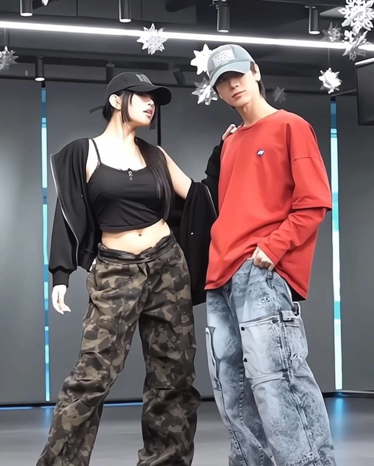 Natty & Ten dance practice❤️‍🔥🔥#NATTY #KISSOFLIFE #KIOF #TEN #WAYV #fyp #foryou 