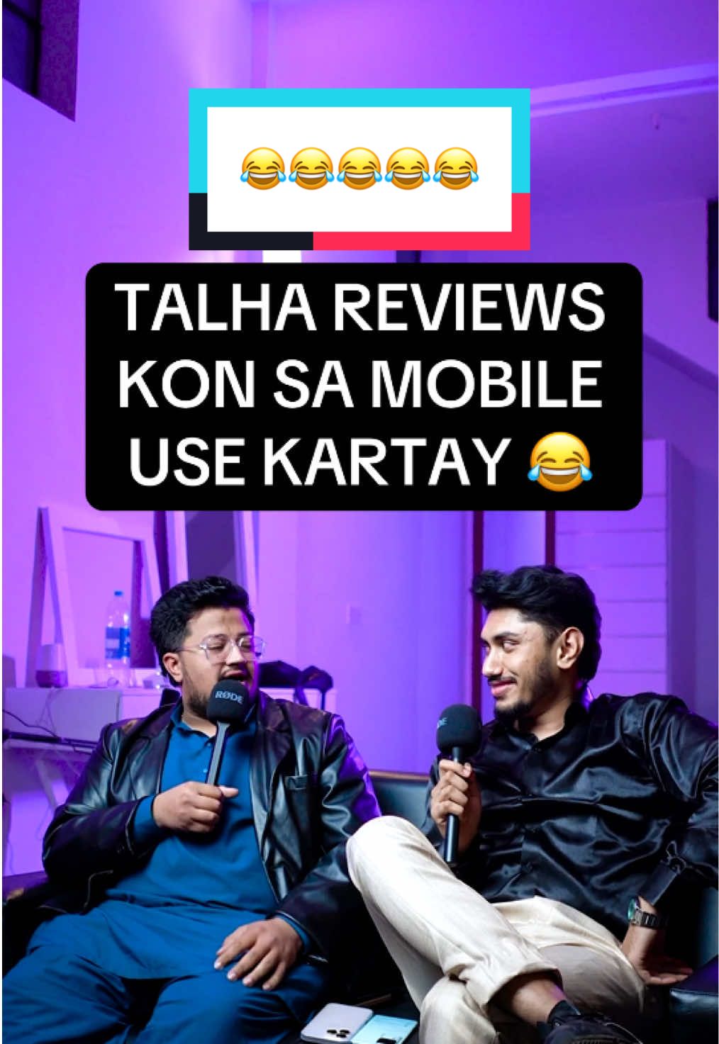 Talha Reviews Kon Sa Phone Use Kartay Hein 😂 #trending #talhareviews #mobilephone #smartphone