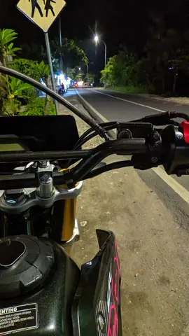 sw mu bolo #crf #crf150l #supermoto #supermotoherex #surexstyle #fypシ #fyp #xybca #night #foryou #surex 
