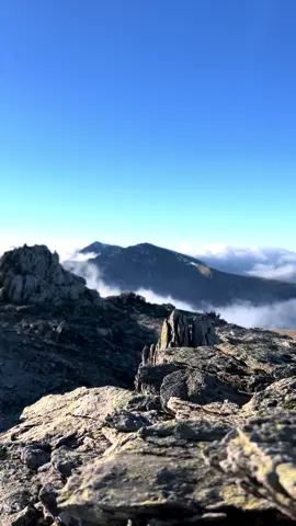 Insane cloud inversion at Glyder Fawr today #Hiking #snowdonia #glyderfawr #cloudinversions #mountains #hikes 