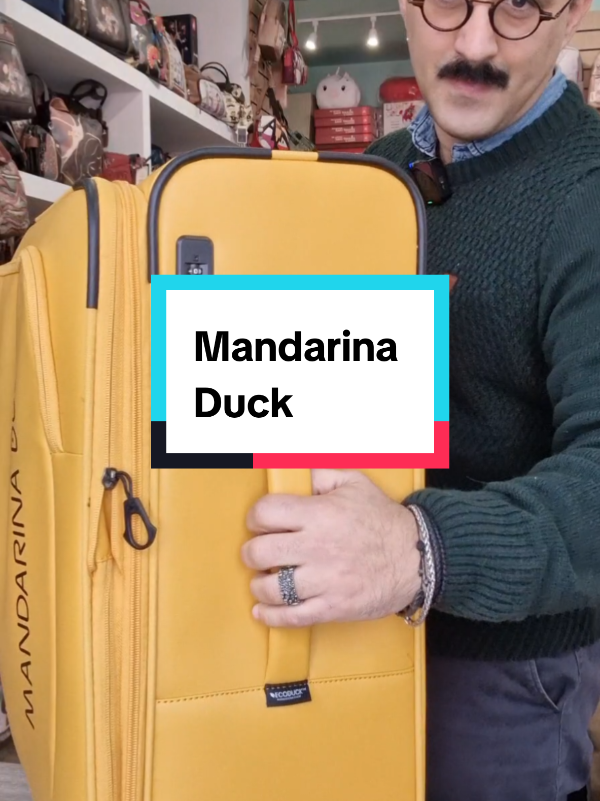 Mandarina Duck τσάντα trolley eco επεκτεινόμενη OSV0305J #stigkabooks #mandarinaduck #luggage #trolley #τσαντες #αξεσουαρ #μόδα #eco #traveltiktok #ταξίδια #fashion #αξεσουαρ #τσάντεςταξιδιου 