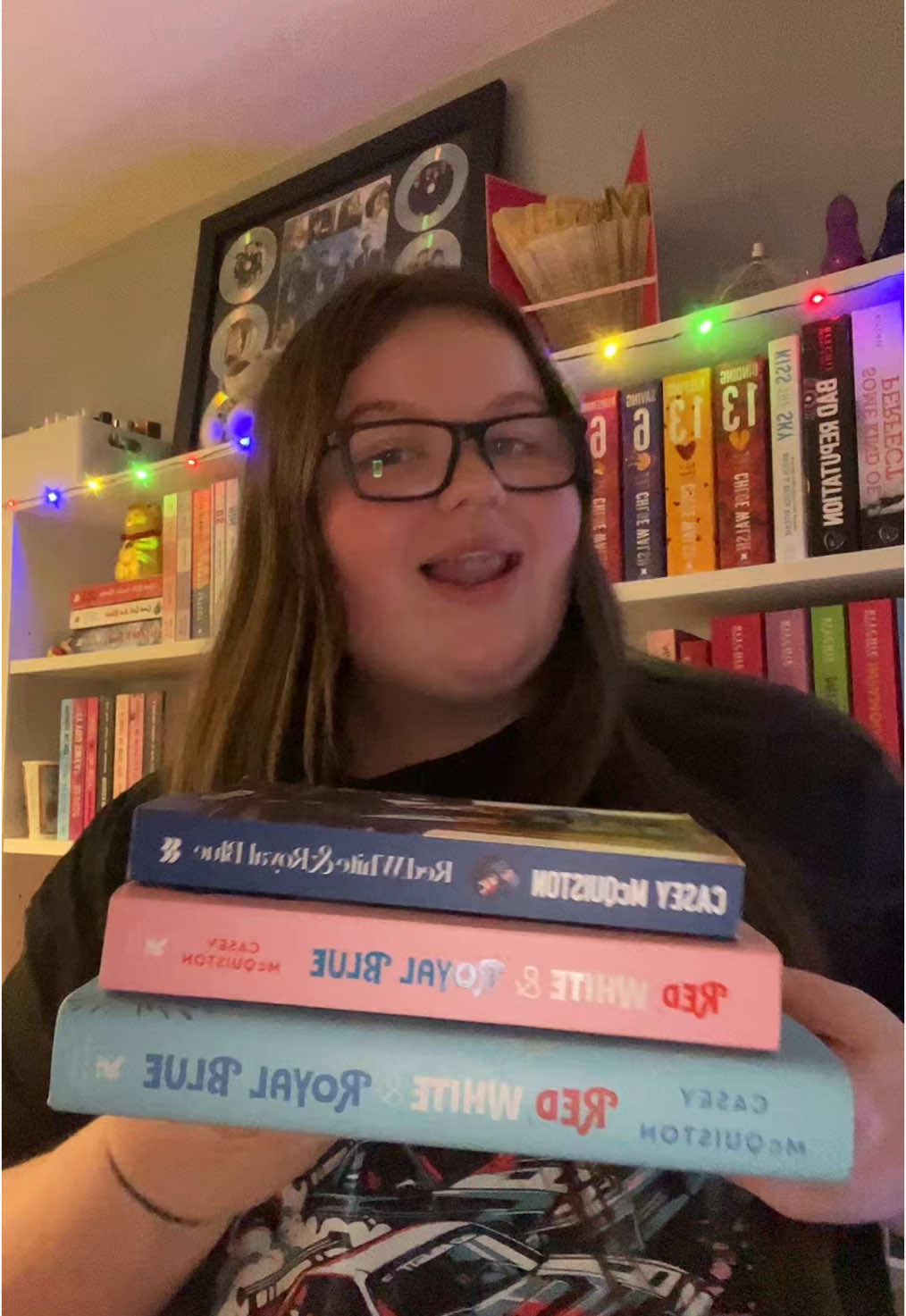 Three editions and counting. One of my absolute favourite standalone, it’s like a tradition for me to re read this book once a year ————————————— #caseymcquiston #rwrb #redwhiteandroyalblue #fyp #redwhiteandblue #rwrbbook #henryfox #alexclaremontdiaz #henryalex #BookTok #fyp #bookworm #london #henryfoxmountchristenwindsor #bookish #madsreadsxo