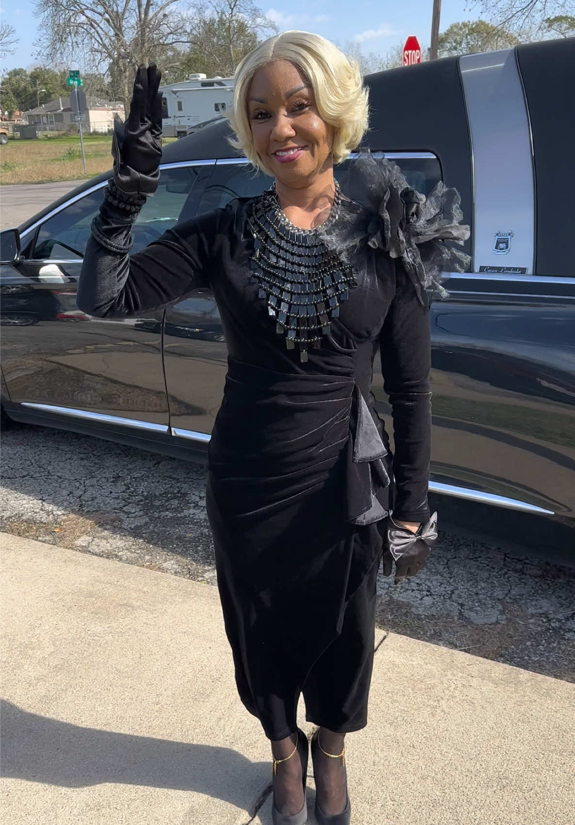 Thank you to our entire Tiktok family!! @debbiealiwilliams @Ali Hits #allpeoplesfuneralhome #celebratingalifelived #viral #funeral #funeraltok #fyp #fypシ #tiktok #foru #fyps #ladyboss #international #beautiful #trending 