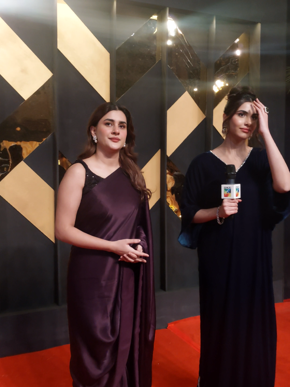 ✨ Kubra Khan adds a touch of glamour to the grand celebration of 20 years of HUM TV. Let’s make this night unforgettable! 🎉🌟 #WhatToWatch #20YearsOfHUM #20YearsOfMagic #HUM20thAnniversary #HUMTV #kubrakhan 