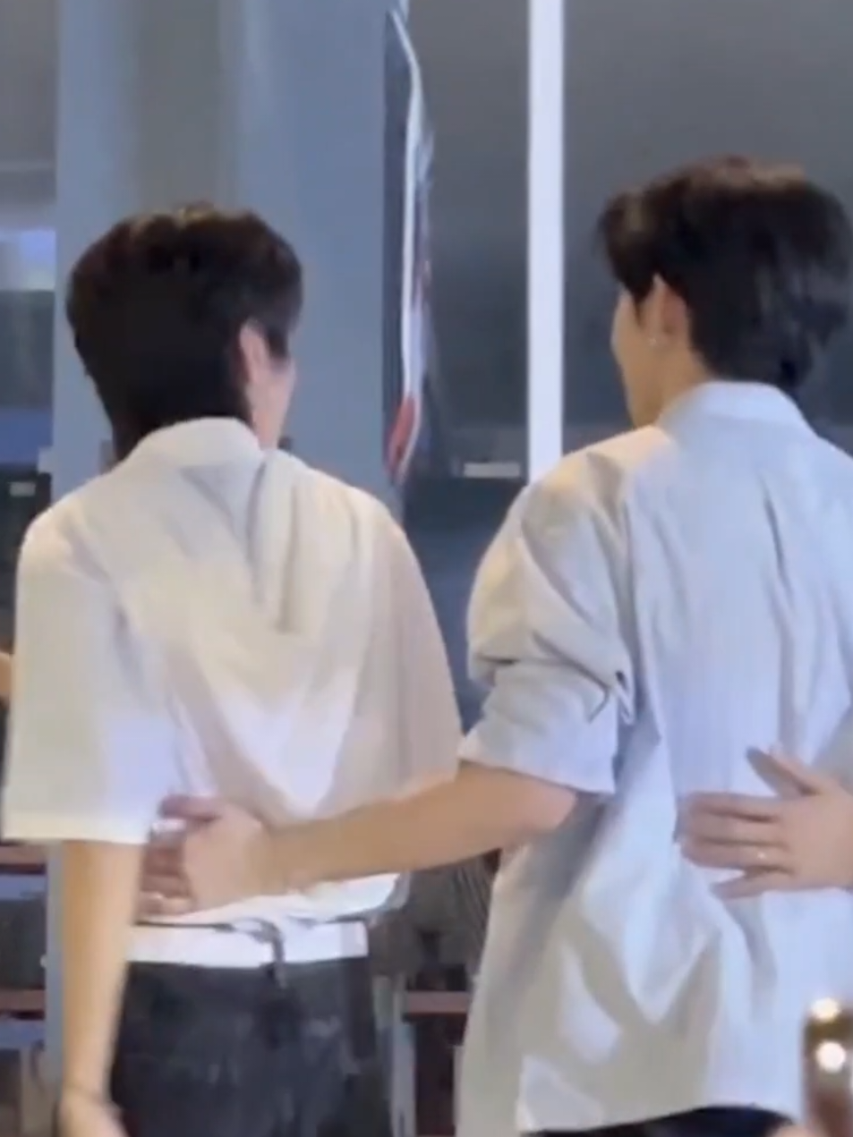 They fight and take care of each other 🤔😂😂 #yourskyseries #auausave #อู่อู๋เซฟ #auautnp #อู่อู๋ธนภูมิ #savewrg #เซฟ 