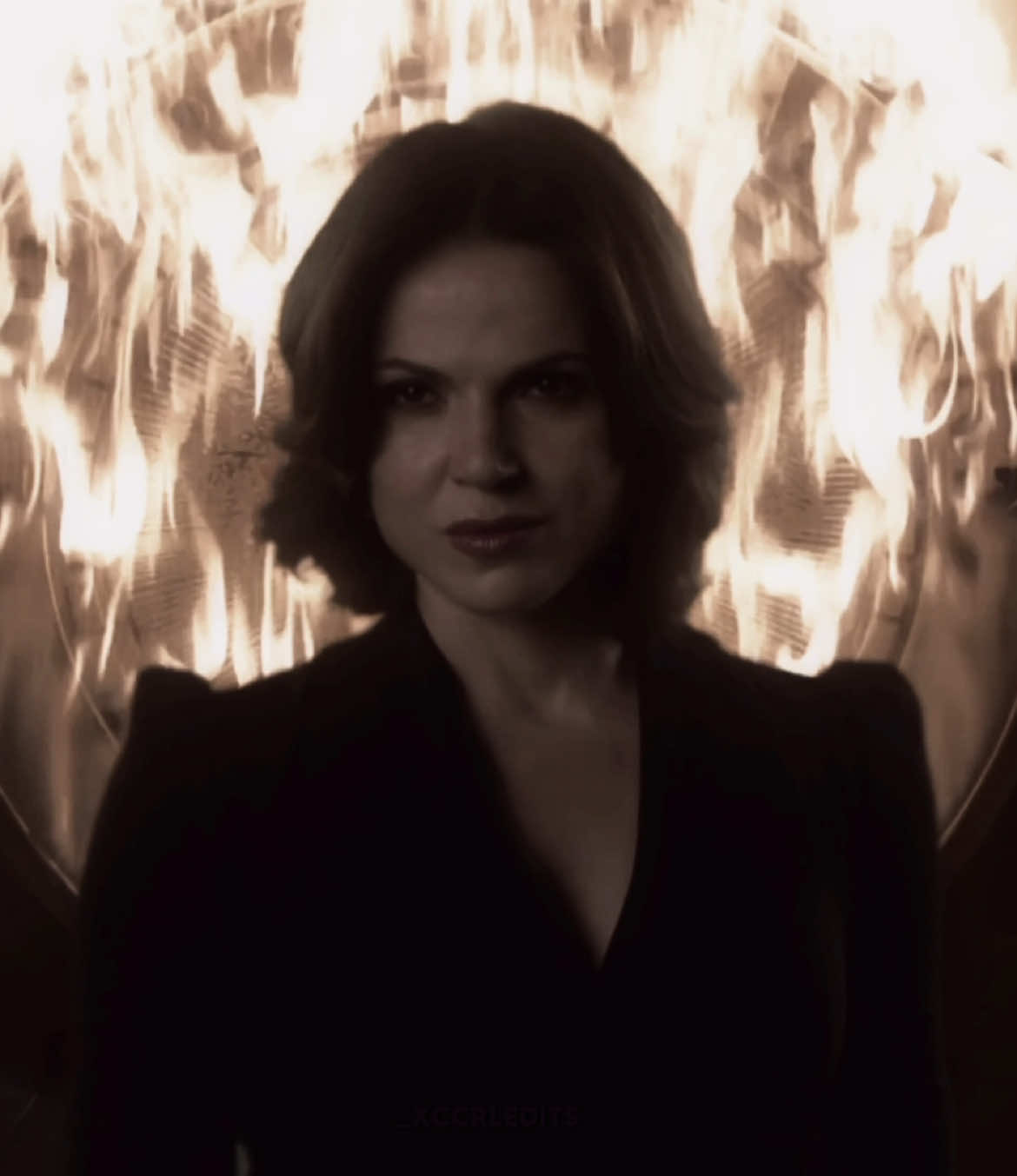 my goodbye edit🤧 thankyou so much for 2k!!!! i have an insta account which i’ll post on and some of my edits from here are already on there: _xccrledits   || #onceuponatime #onceuponatimeedit #ouat #ouatedit #reginamills #reginamillsedit #evilqueen #evilqueenedit #lanaparrilla #lanaparrillaedit #enchantedforest #storybrooke #captainhook #emmaswan #edit #fyp #fy #tiktokban || sc: logolessfiles 