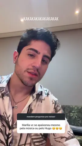 MARÍLIA TAVARES RESPONDE SE ELA SE APAIXONOU MESMO PELA MÚSICA OU PELO HUGO 😬 #mariliatavares #hugoherinquecantor 