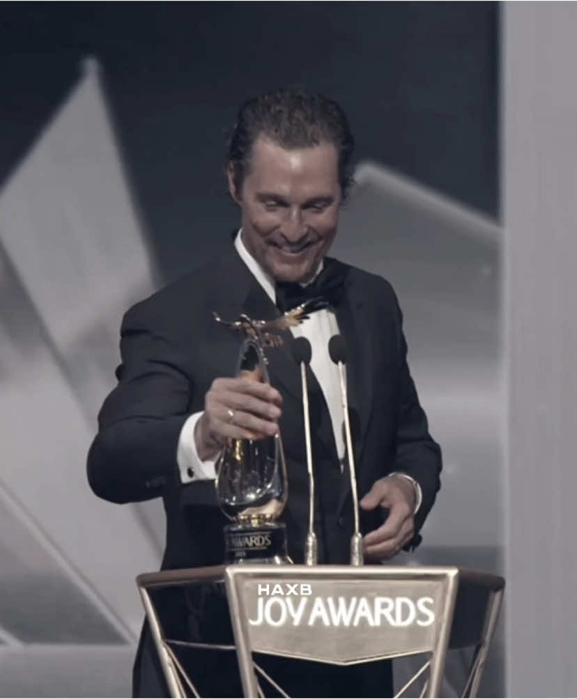 مُستحقة لاعظم شخصيه #matthewmcconaughey #joyawards 