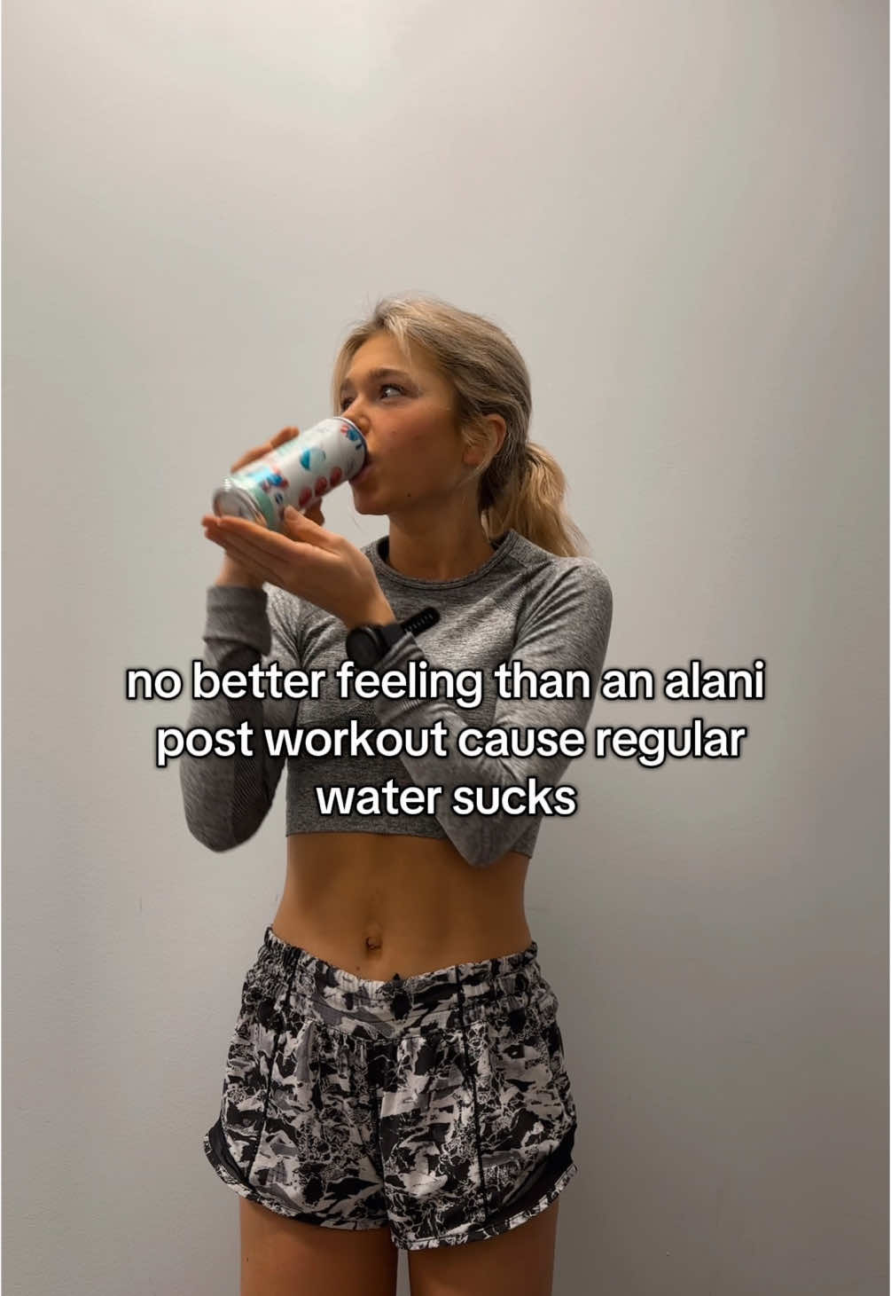 Regular water is so boring @Alani Nutrition I love 💘💘💘💘💘💘 #alaninu #alanigirl #yummy #energydrinks #energydrink 