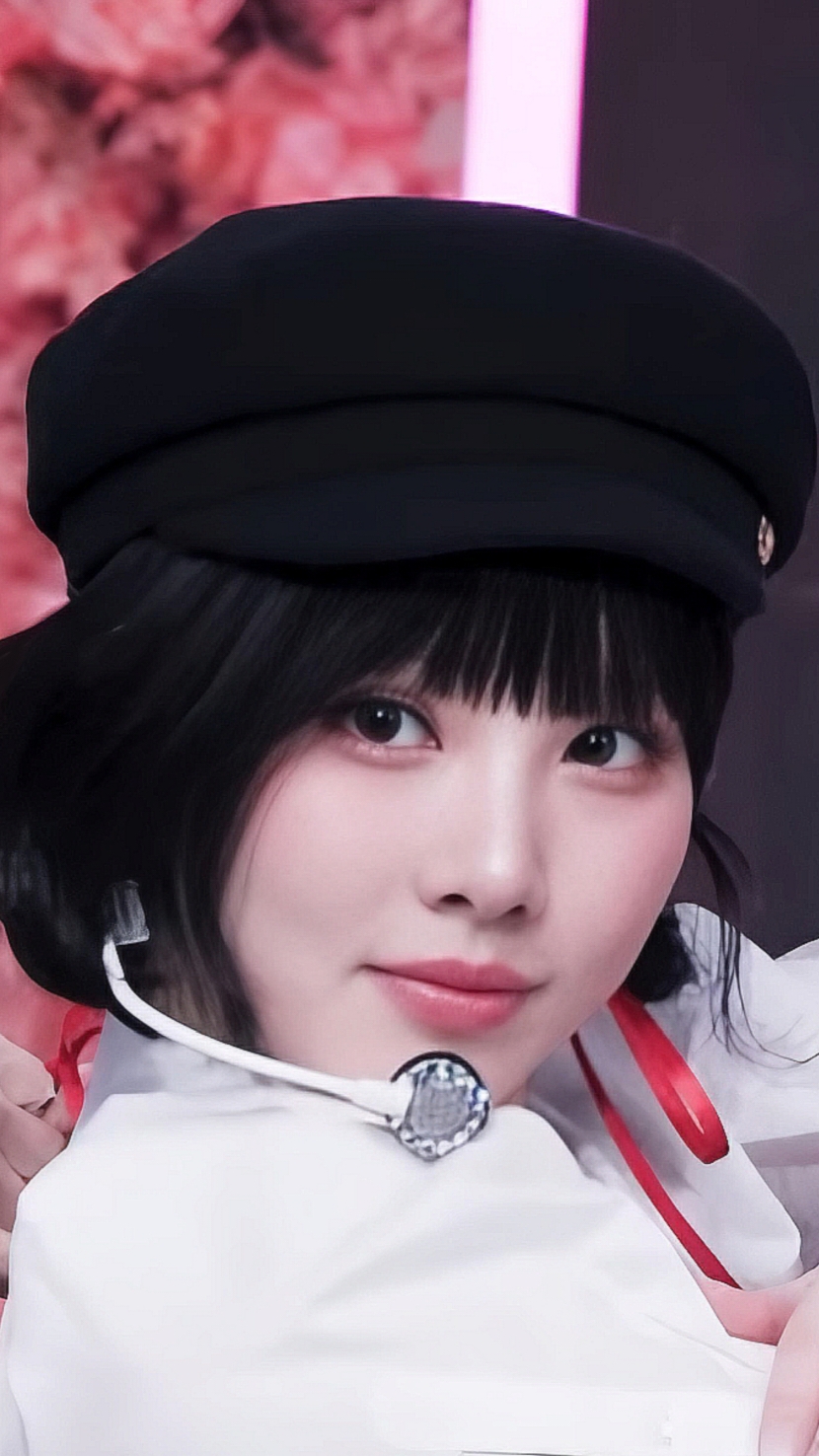 Seeing Eunha with her short black hair is beautiful 🖤 #gfriend #eunha #comeback #edit #4k #dolls #KPop #fancam #fyp #jeyhmidas 