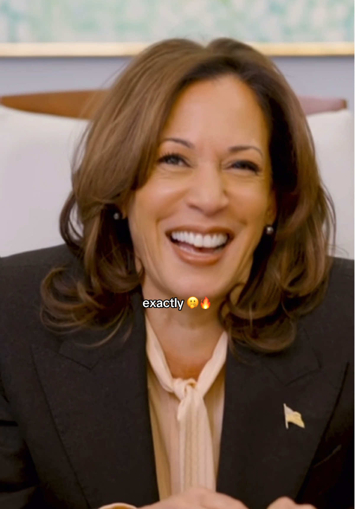 wait for it 💗 #kamalaharris #politics 