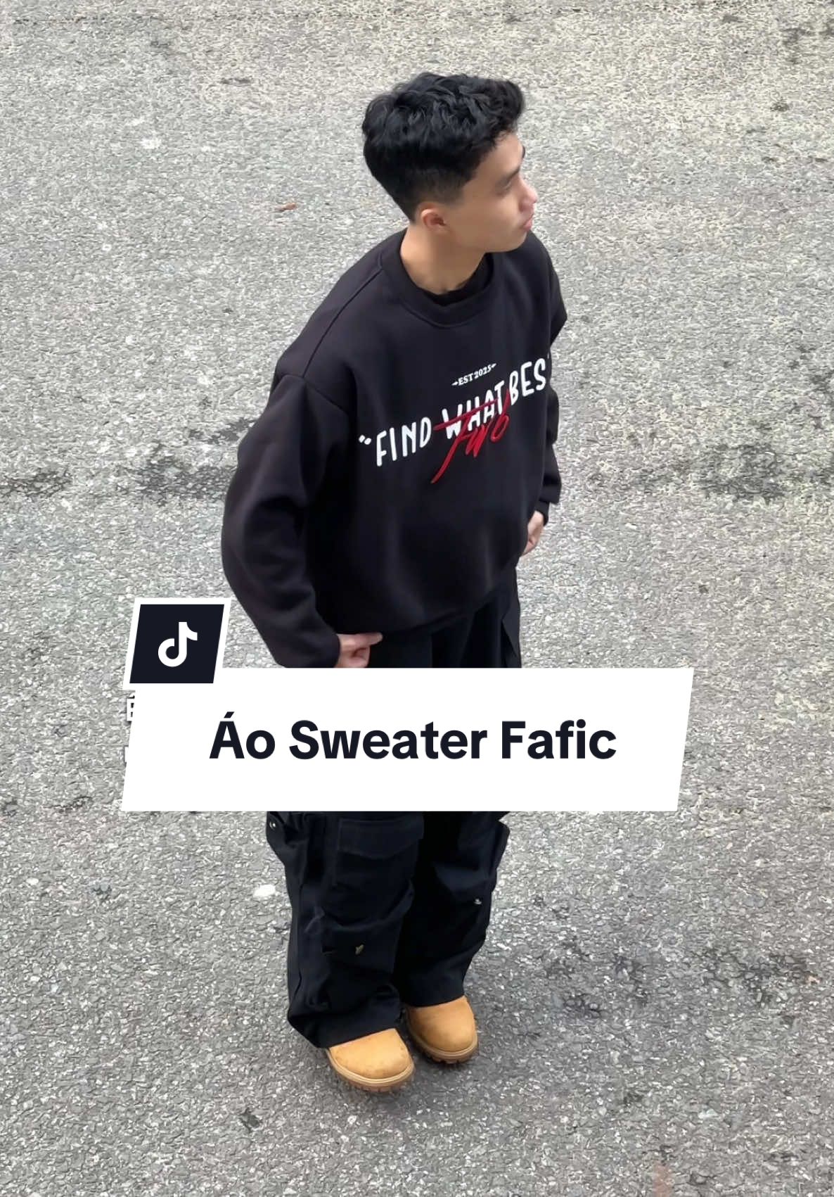 Ê con áo Sweater dày dặn mặc đẹp như này mà bên shop chỉ bán hơn trăm thôi. Mặc lên form không điểm chê luôn #ao #aosweater #sweater 
