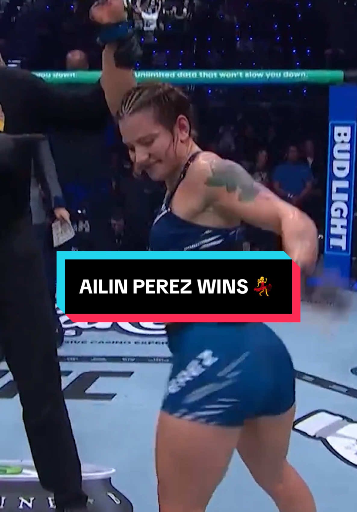 That's... one way to celebrate a win 😳 🇦🇷 Ailin Perez makes it five wins in a row at #UFC311! #UFC #ailinperez #ufcfighter #ufcedit #ufcvideo #ufcrussia #ufcknockout #ufc_mma_sport 