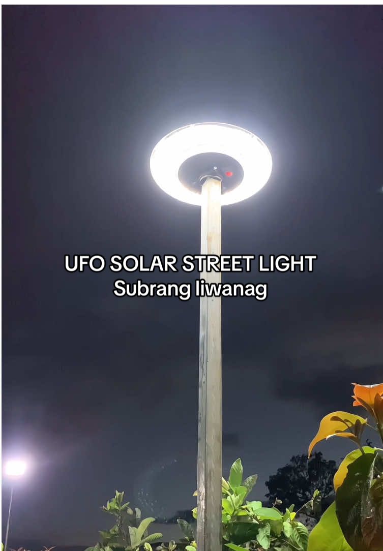 UFO SOLAR STREET LIGHT check sa yellow basket 🛒 Cttc sa original Voice 🫶  #ufosolarlight #solarlights #fyp #levytrishph 