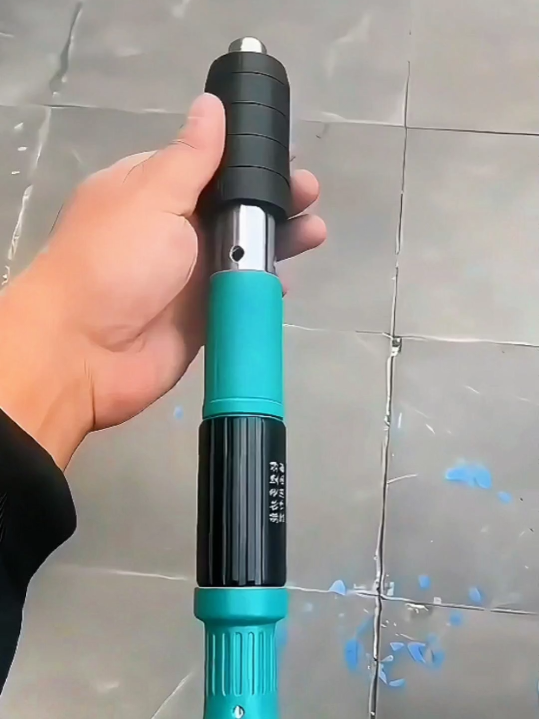 Tudo ficou mais fácil com essa pistola de fixar rebite! 