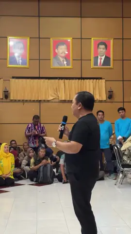 Hari ini saya berkesempatan memberikan sambutan dalam acara Sosialisasi Pengelolaan Kinerja Guru, Kepala Sekolah, dan Pengawas Sekolah di Dinas Pendidikan Kabupaten Jember. Momen ini menjadi langkah penting dalam meningkatkan kualitas pendidikan di Jember melalui pengelolaan kinerja yang lebih profesional dan terarah. Semoga kolaborasi ini membawa manfaat besar bagi dunia pendidikan kita. #PendidikanBerkualitas #JemberMaju