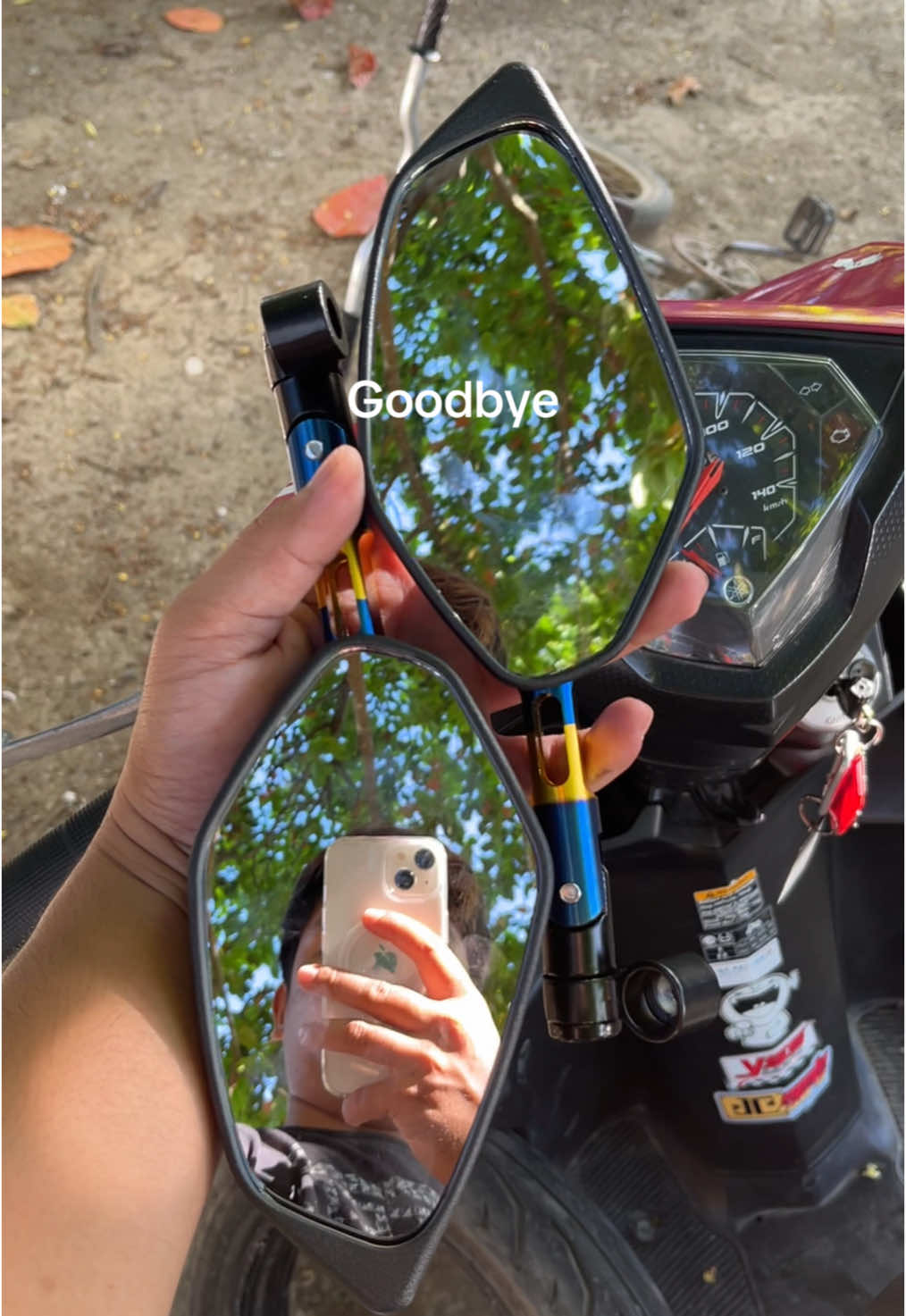 2tone Universal short stem side mirror for motorcycle. #sidemirror #motorcyclesidemirror #motorcyclemirror #shortstemsidemirror #motorcycleparts 