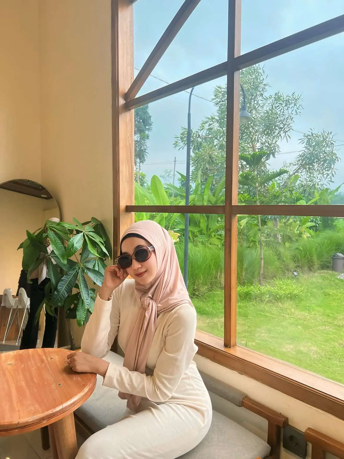 Ga kalah cakep jg, warna” nya cocok buat yg muda maupun tua🤪  #hijabinstan #hijabitiktok #hijabjerseypremium 