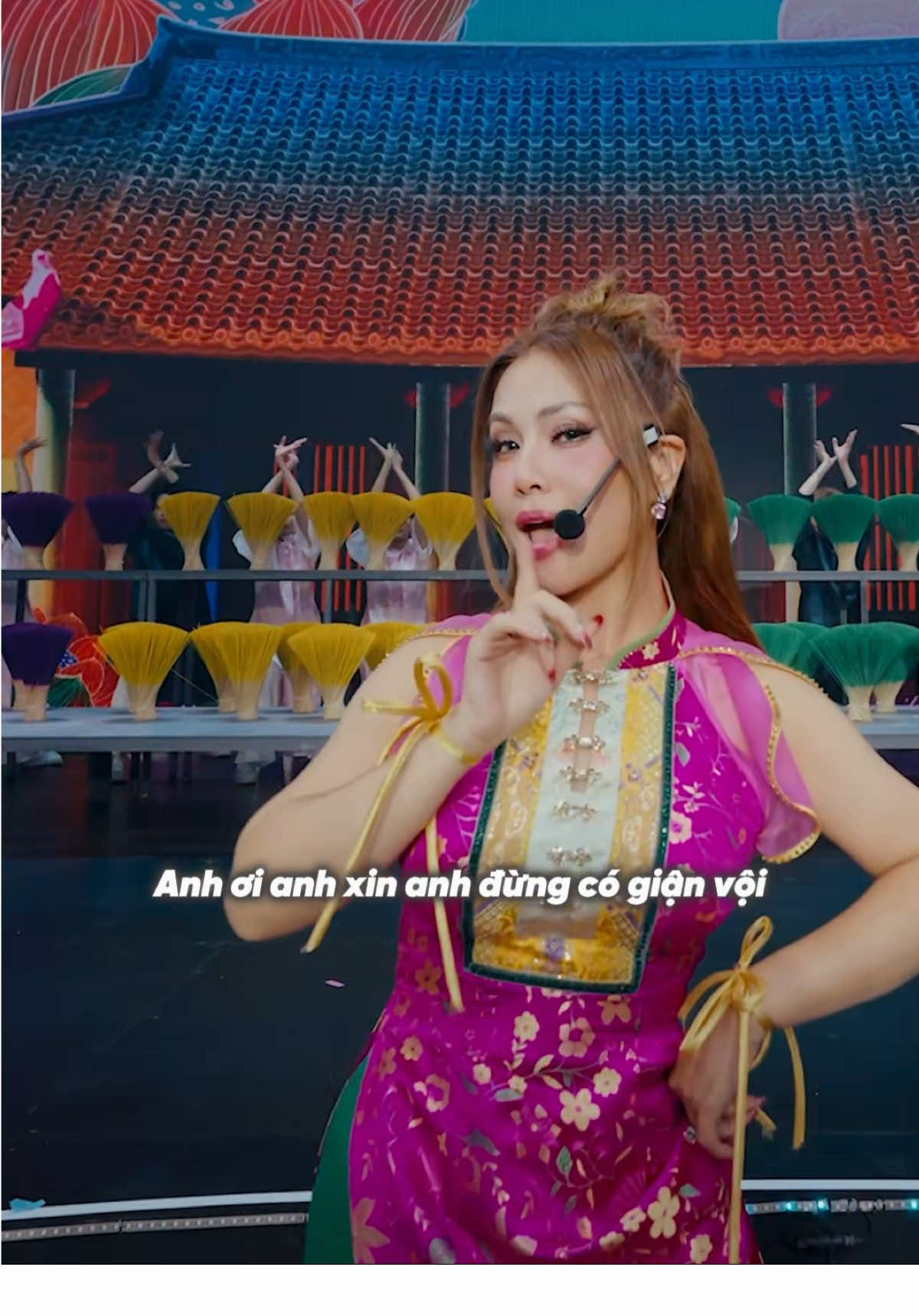 Giận thì giận, mà thương thì thương 😝🥰  #MinhTuyet #ChiDepDapGio