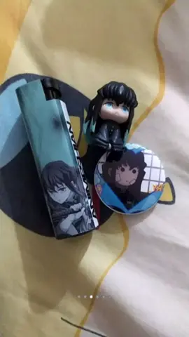 Bagi aku, yang Muichiro ada bau bayinya dikit, lucuu😆🫶 #moots #kimetsunoyaiba #demonslayer #muichiro #kimetsu_no_yaiba #fyp #husbu #parfum  #animetiktok #parfumanime #parfumviral 