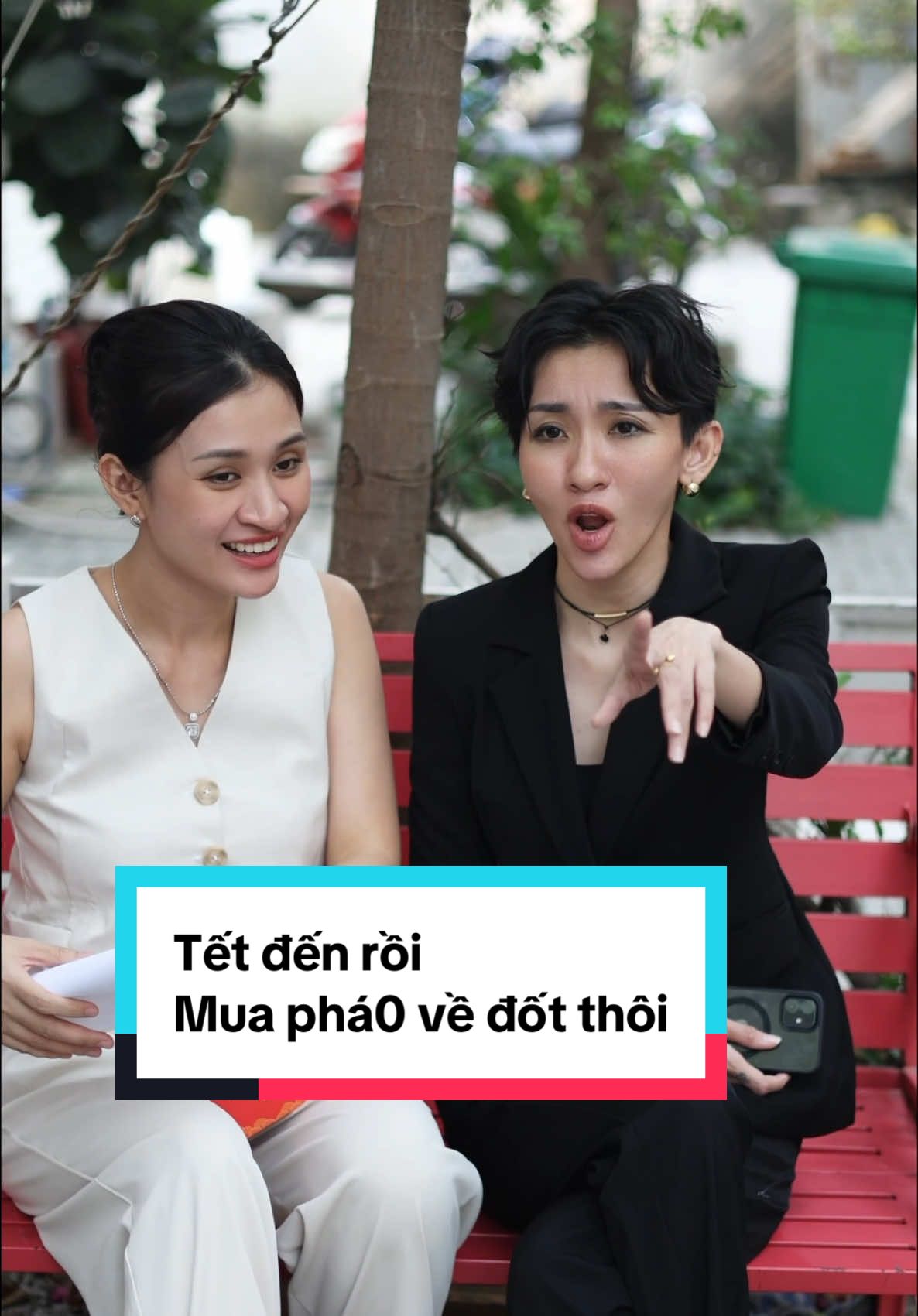 Tết rồi ạ. Mua phá0 thôi chị ơi #giaitri #giaitritiktok #giaitritonghop #phaohoaboquocphong #phaohoa #tet #phaohoatet #phaohoabqp #@HỒNG HỜI HỢT 