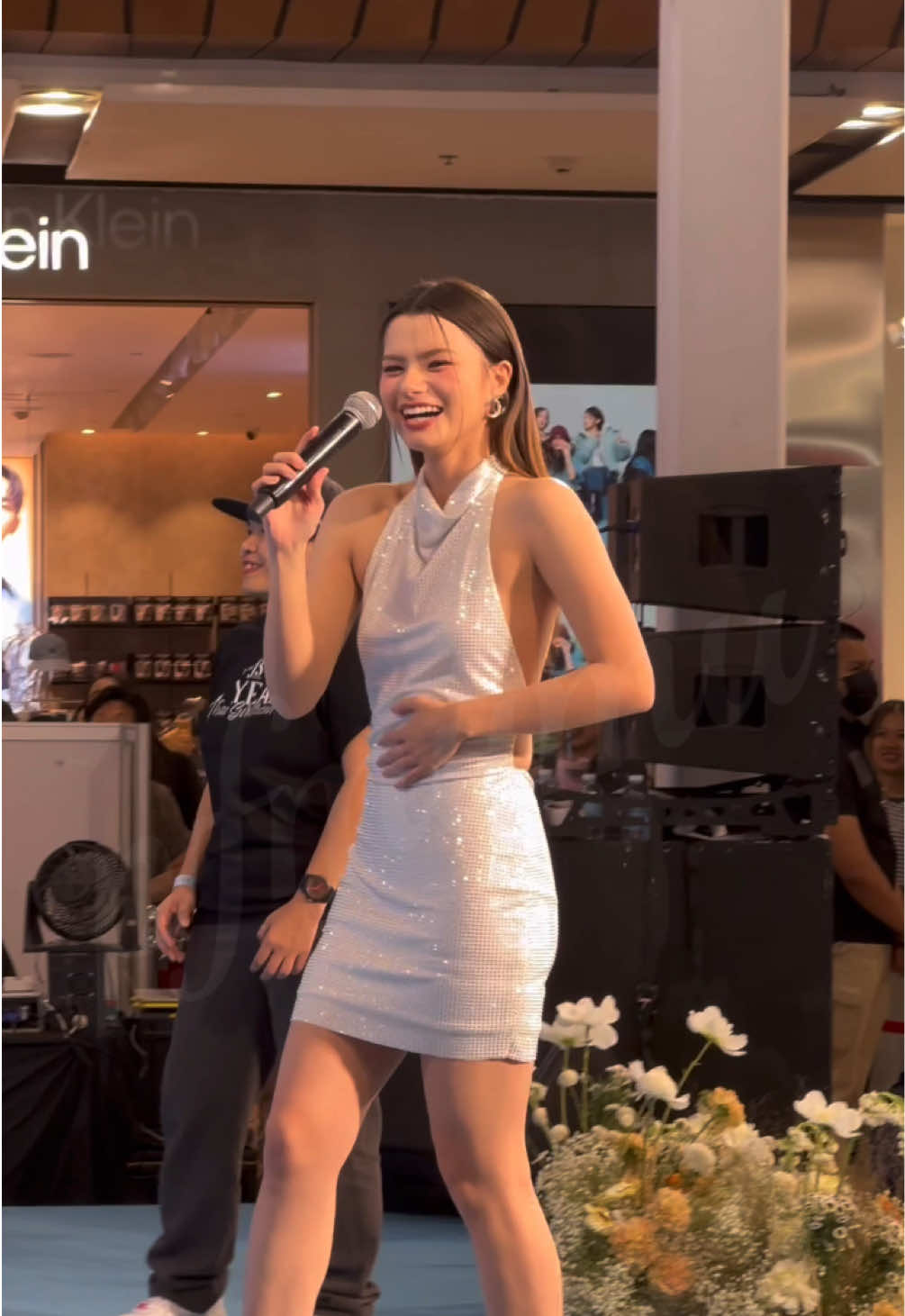 ยกมือไว้ก่อน…เดี๋ยวคำตอบมาเองลูก🤣 REBECCA SHINE BY THE TOUCH@becky armstrong  #TheTouchClinicXBecky #beckyarmstrong  #beckysangels #becky #becca  #เบ็คกี้รีเบคก้า #ขึ้นฟีด 