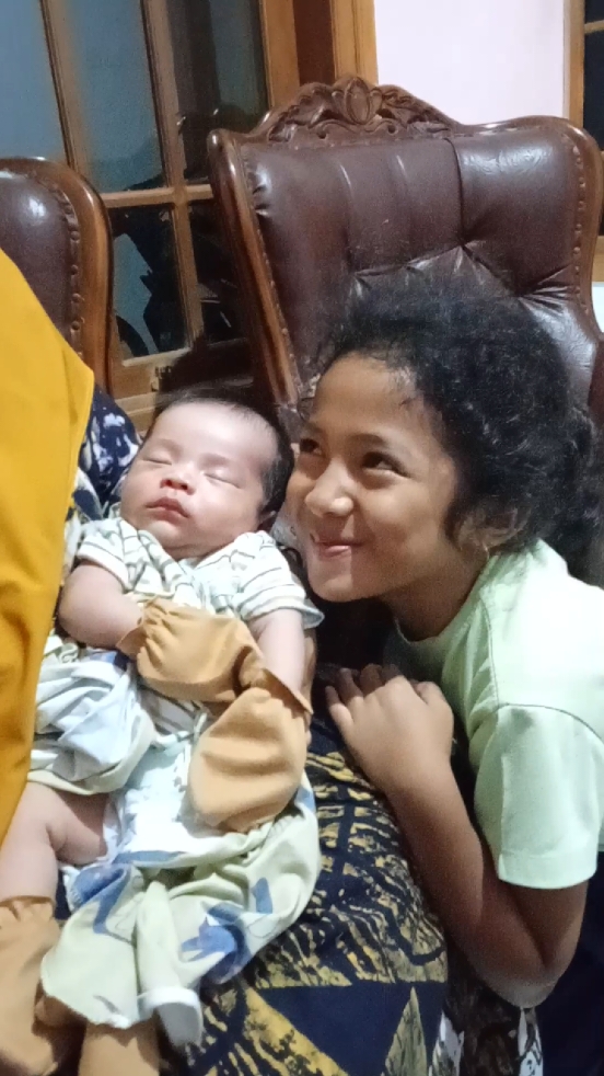 Mohon jadikan anak, cucu kami anak yang Sholeh, dan Sholehah. Amiyn @yuyun Qomariyah 