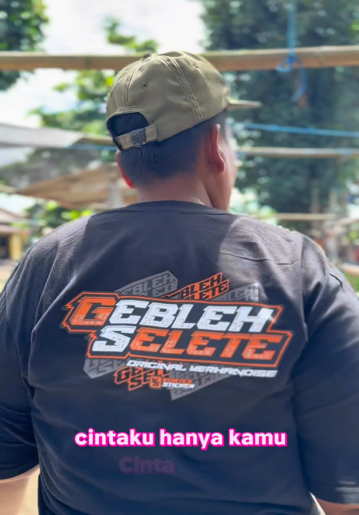 #cintamerahjambu #geblehselete #aduhdek @LURAH SUKO @SamDost_87 @Vortex sticker malang @khoirulnizar @lylaamelia65 