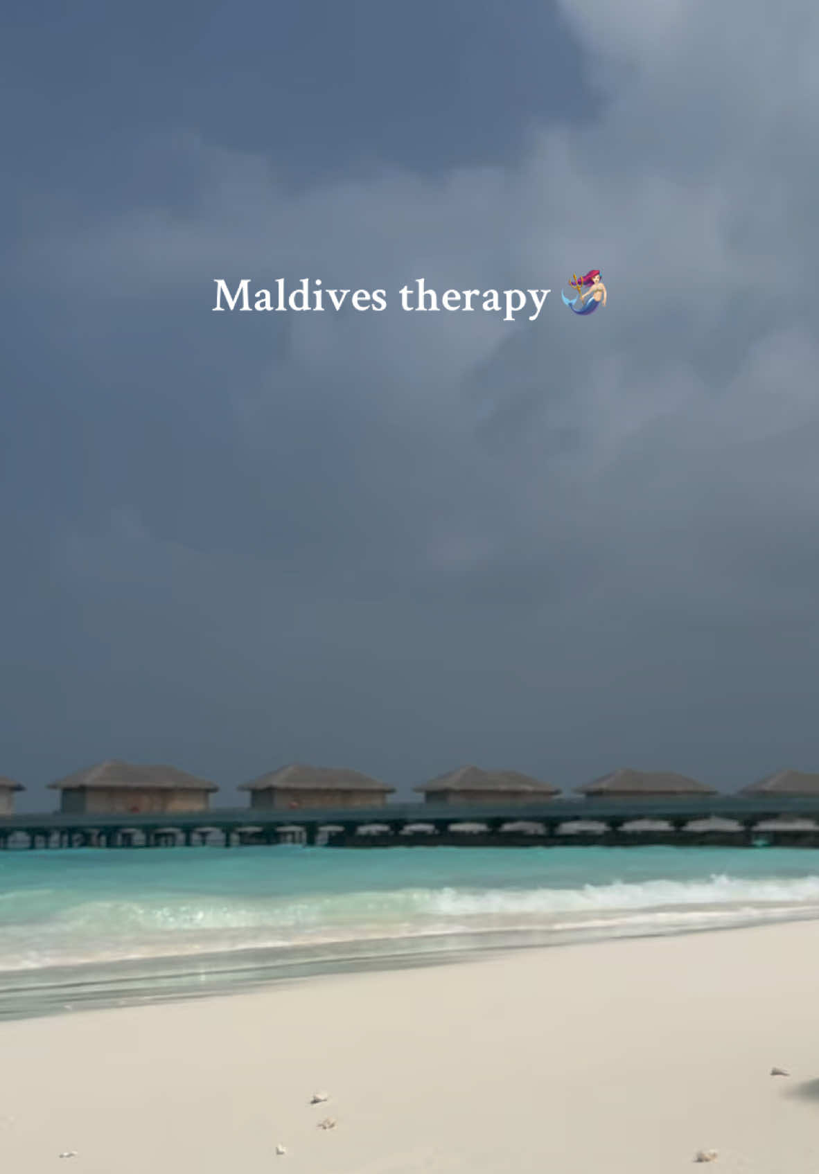 Maldives therapy 🩵 #island #maldives #maldivestiktok #viral #fyp #tiktok #kiaratito #luizejlli #maldivesvacation 