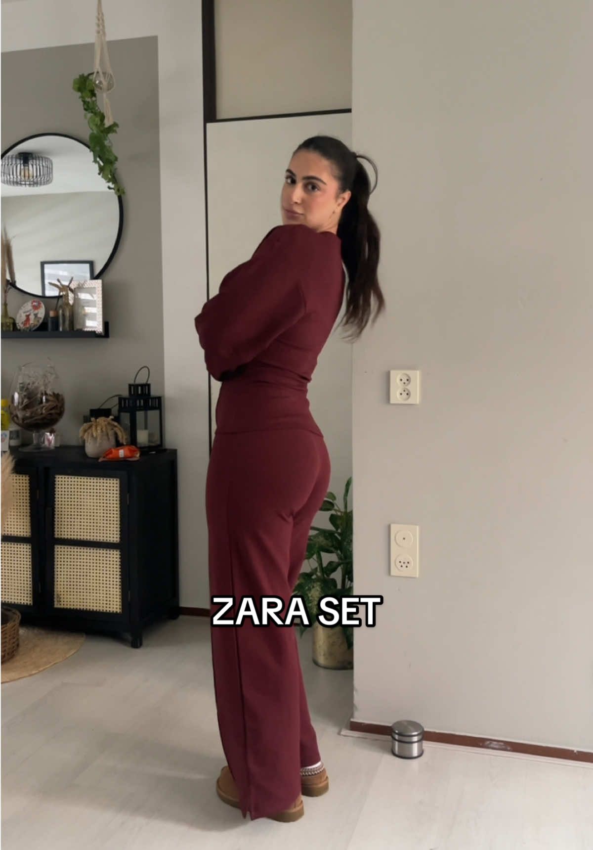 How fabulous is this colour🤭 #zara #zaraset #zarahaul #unboxing #clothing #sets #haul 