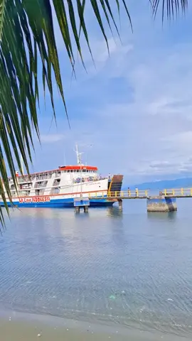 🛳🚢 #kapalverypenyebrangan #lewatberandafyp #pelabuhan_simboro_mamuju 