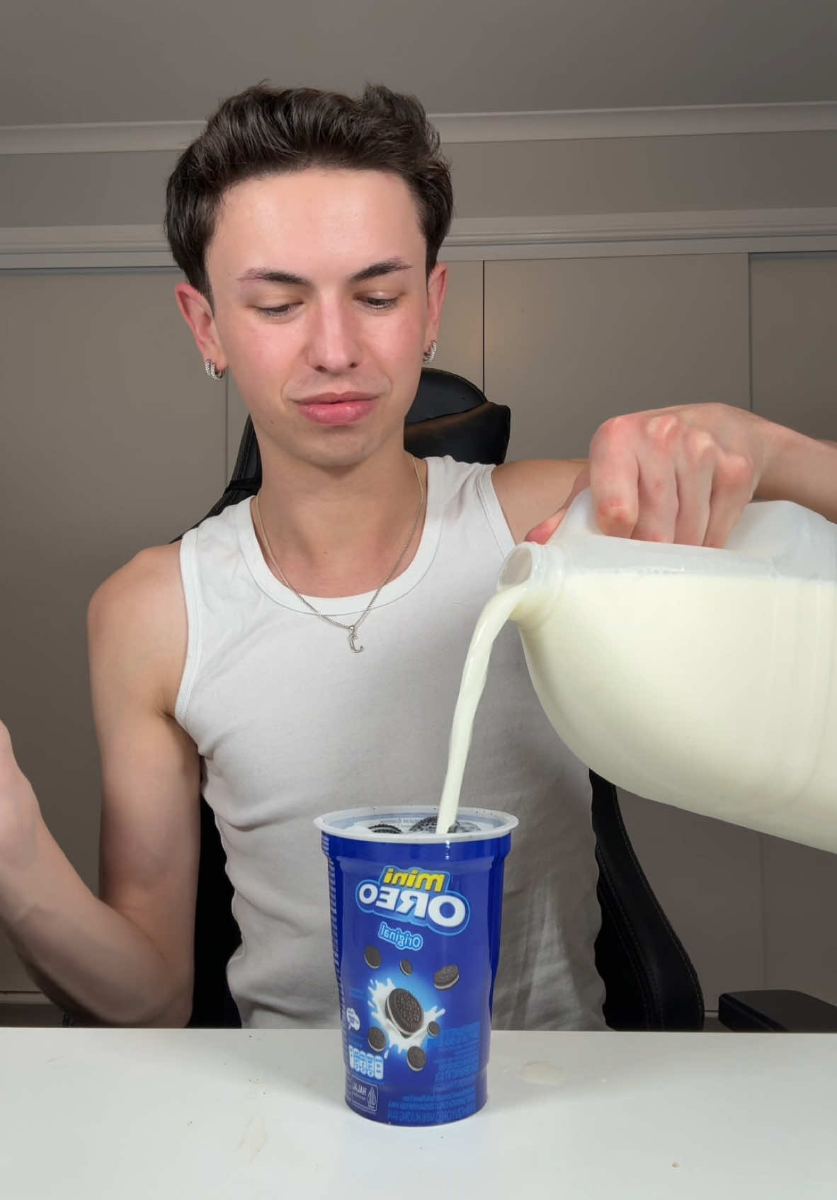 Oreo cup cereal mukbang with a little milk