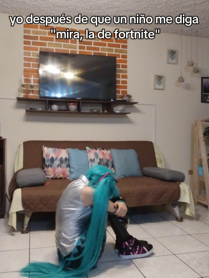 me llegan a decir eso y lloro 😔 . . . . . . . . . . . . . . . #miku #fortnite #mikufortnite #hatsunemiku #cosplay #lagatabajolalluvia  #mikucosplay #battlepass #fortnitememes #fyp #foryoupage #parati #paratiiiiiiiiiiiiiiiiiiiiiiiiiiiiiii #trend 