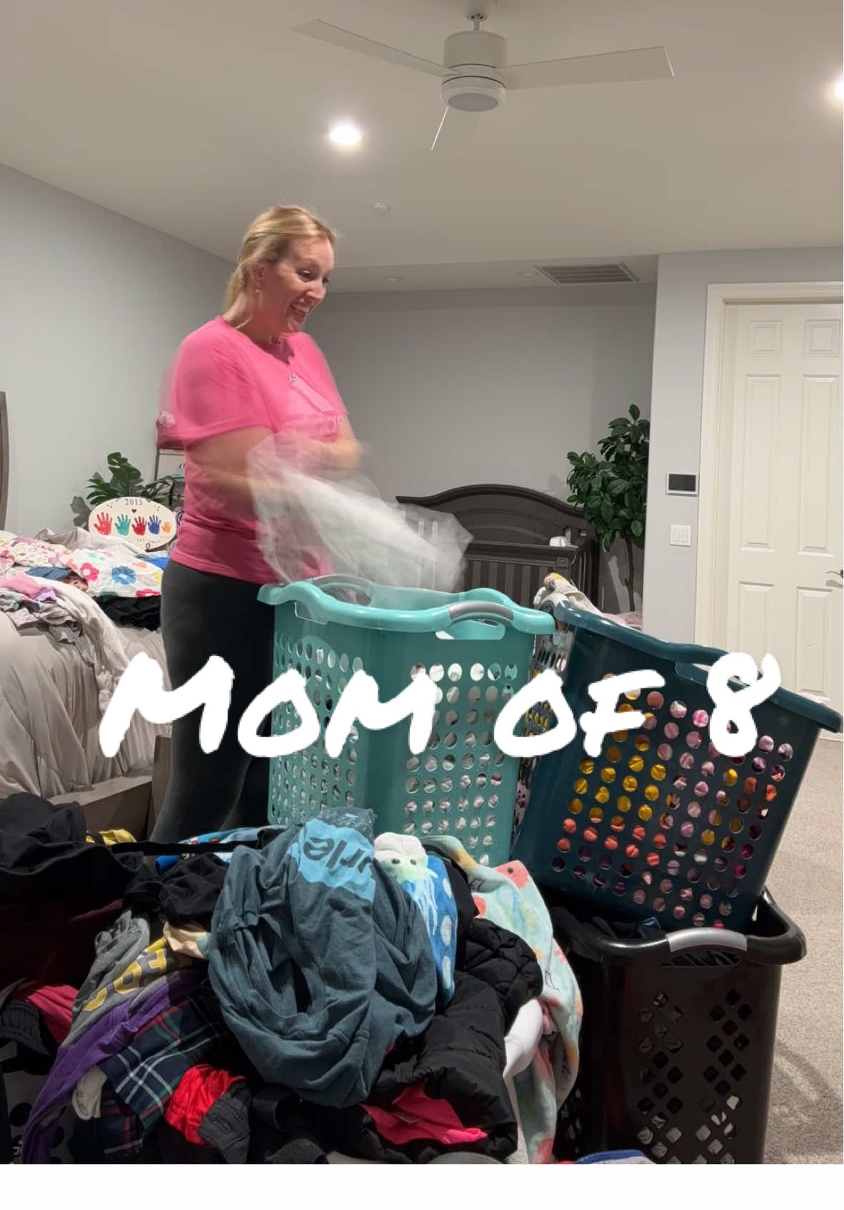 A day in the life of a busy mom #laundry #momlife #familyfunpack 