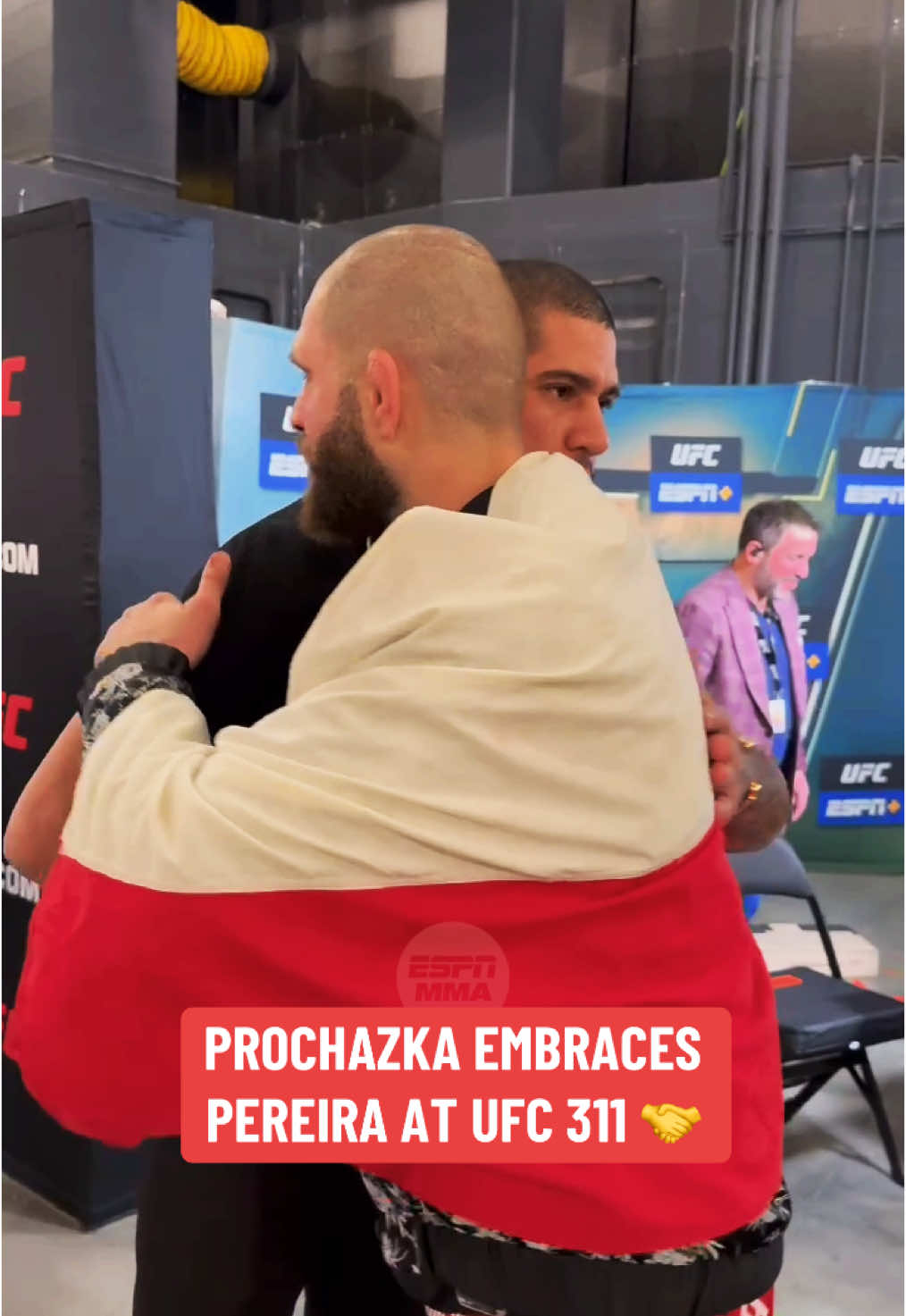 #JiriProchazka and #AlexPereira linked up at #UFC311 #UFC #MMA #combatsports #respect 