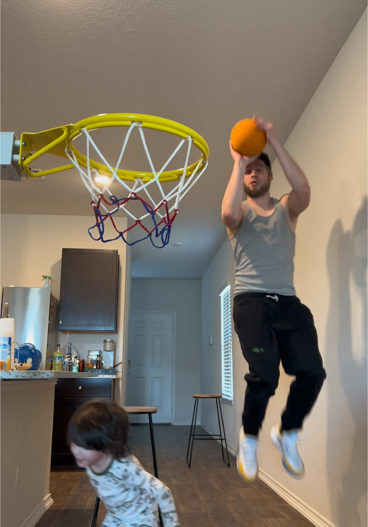 We back @BRAVE SUN @361sport #basketball #ballislife #bball #sports #hoop #minihoop #swish #swoosh #buckets #dribble #ballhandling #fyp 