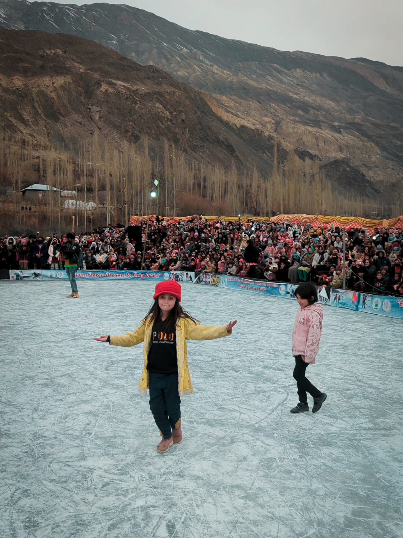 Dance on kara kara ❣️ #beauty #view #viral #winter #frypgシ #foryourpage #foryou #trending #gilgitbaltistan #dance #festival #gilgitbaltistan #ghizer 