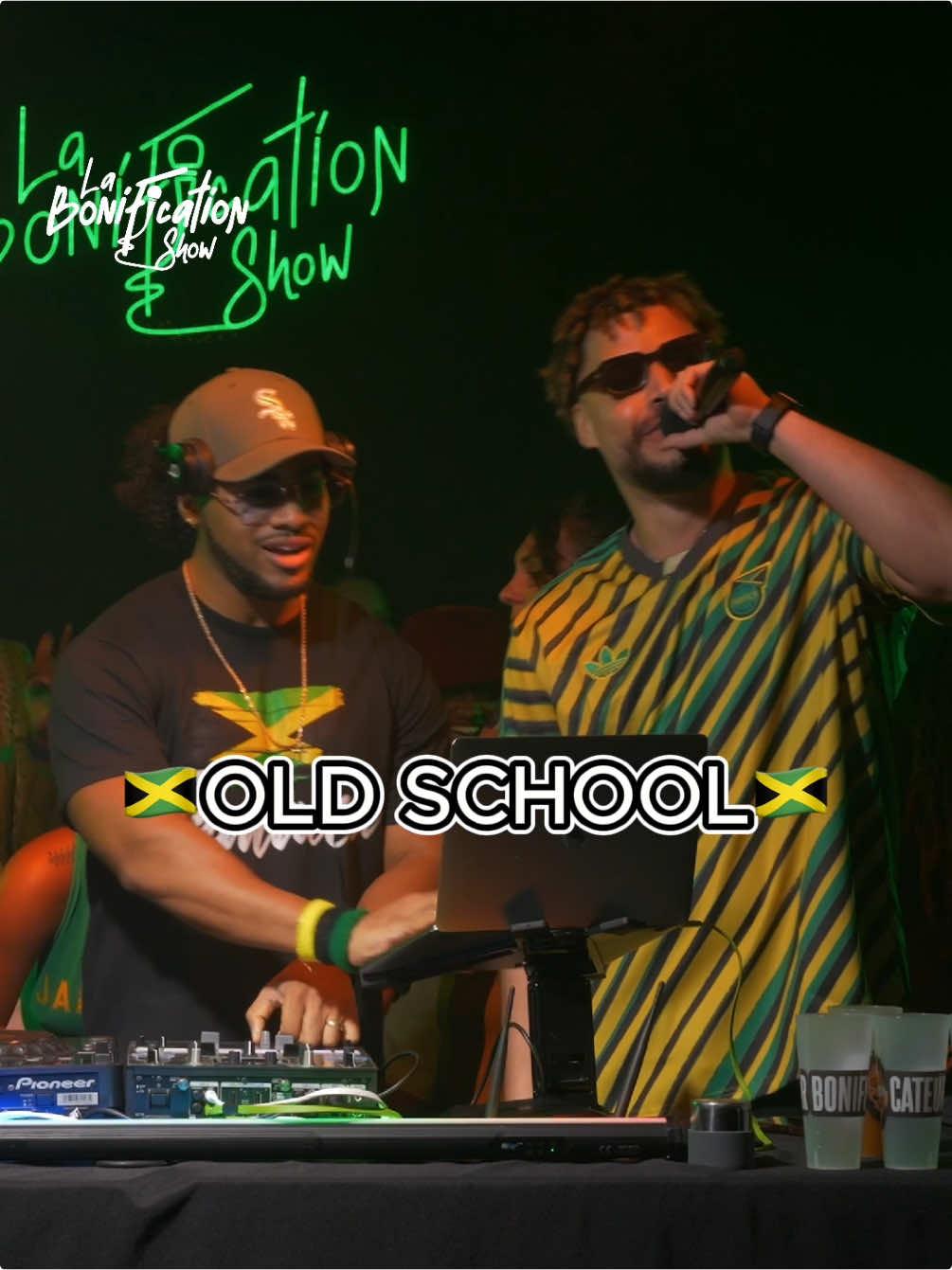 🇯🇲OLD SCHOOL🇯🇲 VIDEO COMPLETE DISPONIBLE SUR YOUTUBE 👀 LIEN EN BIO 🔥 Épisode 5 : Évolution Jamaican Dancehall 🇯🇲(1990-2024) •📍@labonification_show • MC 🎤 @bonificateur.7 • 🎧 @jeflyrikal & @dj__pappi  • Dancers @joan_gringesho @queensyblz @dhqshisha @qweensy_djee @papii__ka @sofierce7 @mdy_blz @_kwmla @aurelie_labrune_ogs  • 🎥 @audransarzier • 💇 @fsminstitut  #LaBonificationShow #trend #pourtoi #foryou #jamaica #jamaican #dancehall #fwi #jamaique