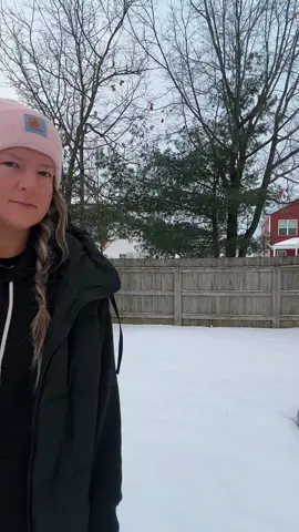 Like why does it look like everyone’s recording with an android now  #tiktok #fyp #foryoupage #humor #viral #comedy #hi 