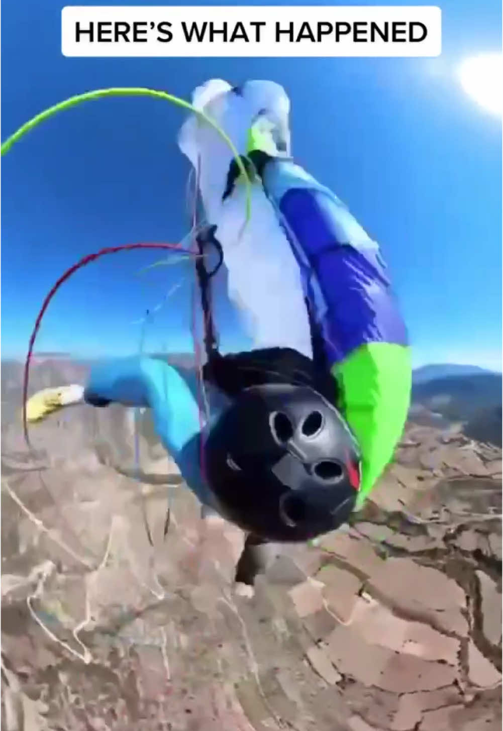 He got tangled in his own parachute and was able to save it at the last second 😳👏 (He was okay) (via @Luiz Otavio Mesquita, kevin.philipp/IG) #parachute #closecall