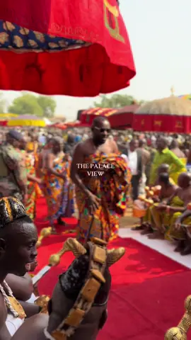 Osei Kwame Despite meet his king Otumfuo Osei Tutu II  The Asantehene  #thepalaceview #fyp #manhyiapalace #asanteheneinmemphis #asantehene #foryoupage❤️❤️ #ghanatiktok🇬🇭 #asantey3oman #asantekingdom #foryourepageofficial #otumfuo #asanteman 