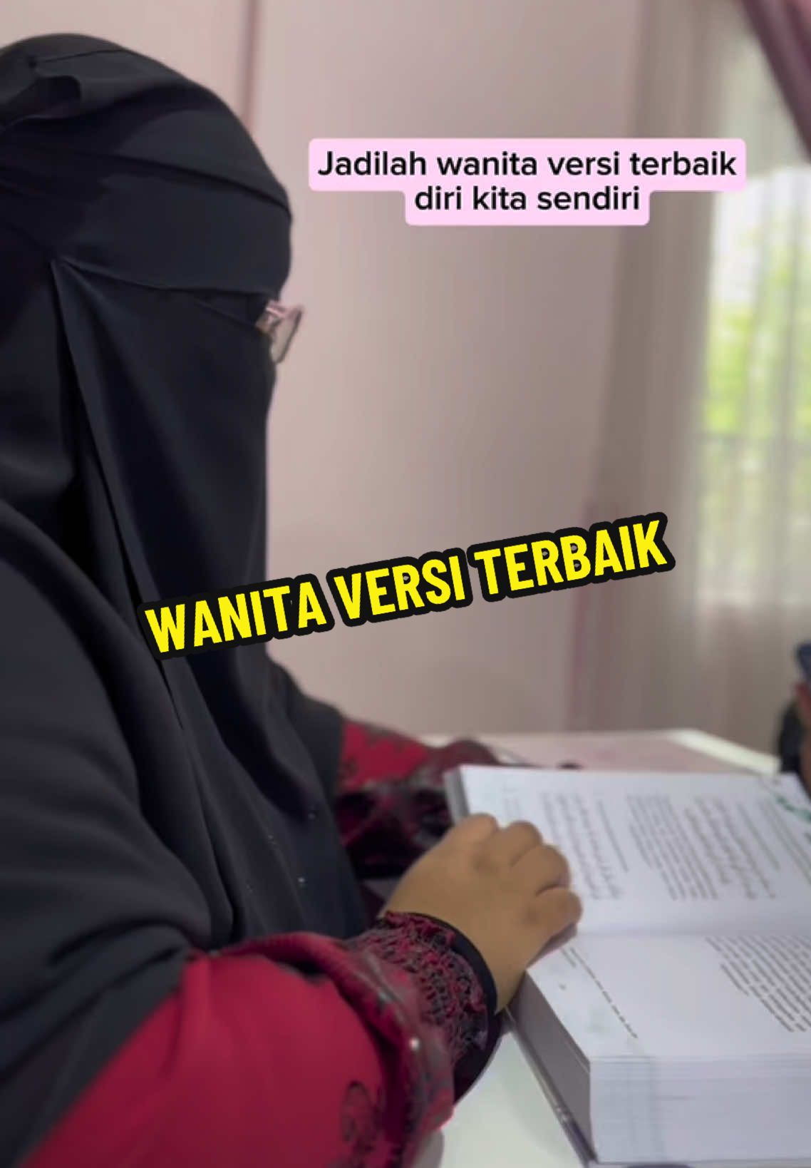 Jadilah wanita versi terbaik diri kita sendiri 🥰 #ustazahaishah #nasihatdiri #dakwah #tipsbahagia #fyppppppppppppppppppppppp 