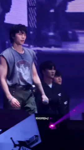 bisa apa? yap, BISA GILA😮‍💨🥴😵‍💫🤯😭🫵🏻 #johnnysuh #nct127 #nct #neocitythemomentum #johfam 