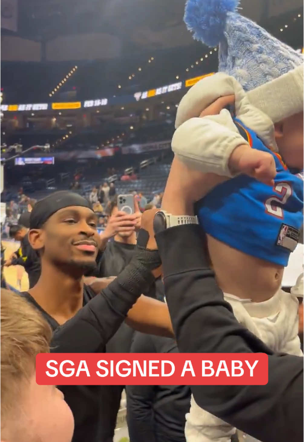 “Can you sign my baby?” Is crazy 🤣🤣🤣 #funny #NBA #sga #sports #shoutoutot (via dontcall_me_kid/X)  