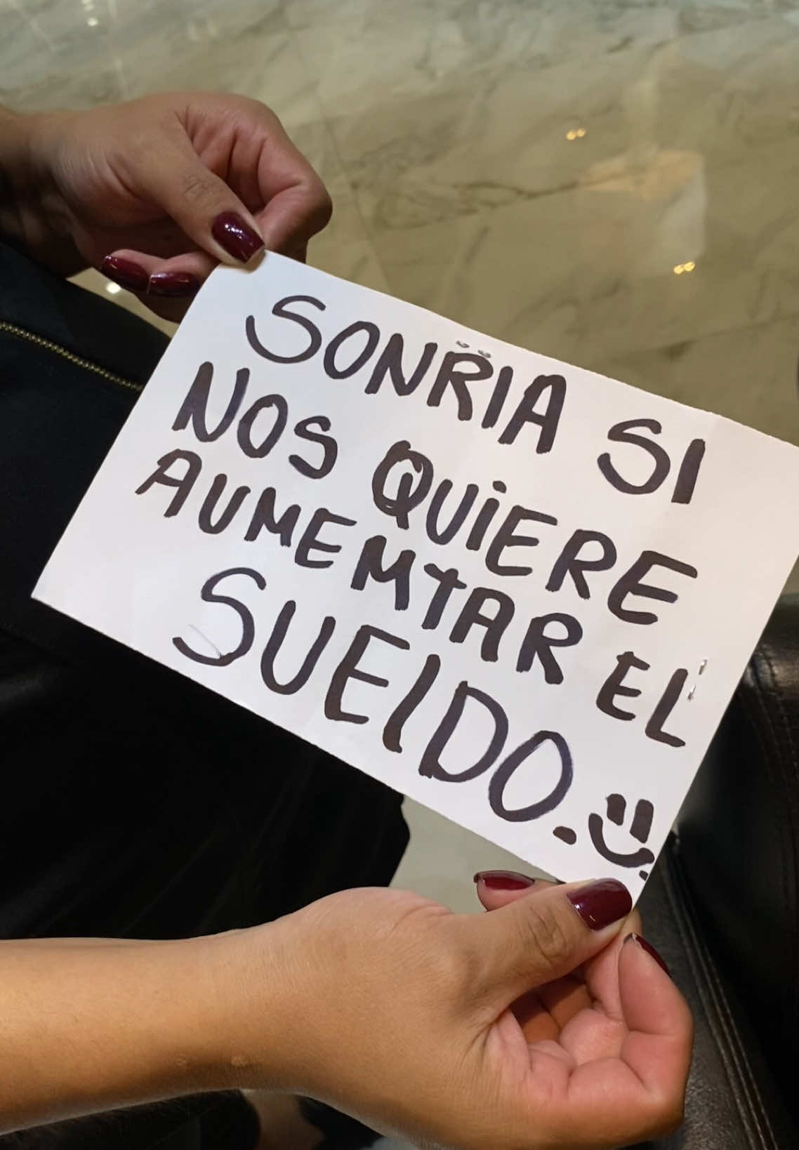Se hace el que no quiere 🤣@abrilmolina438 @Debora Capobianco Sa #angelmolinaestilista 