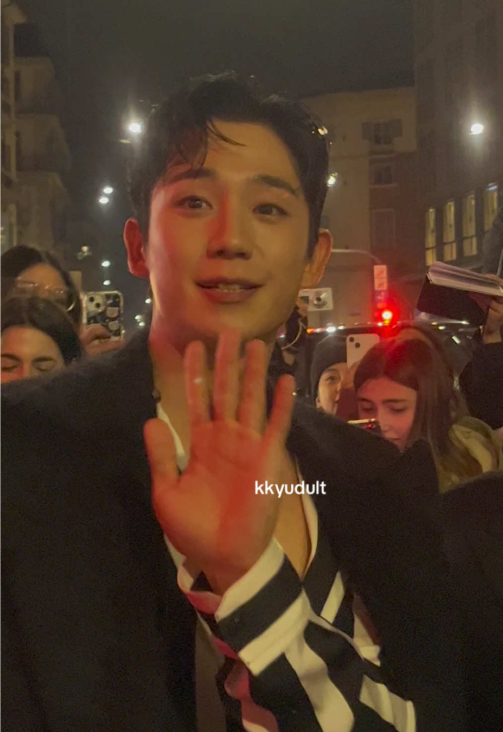 i'll Never! move on... jung haein the man that you are 😩🖤✨ #junghaein #lovenextdoor #snowdrop #dp #somethingintherain #onespringnight #tuneinforlove #milanfashionweek #mfw25 #dolcegabbana 