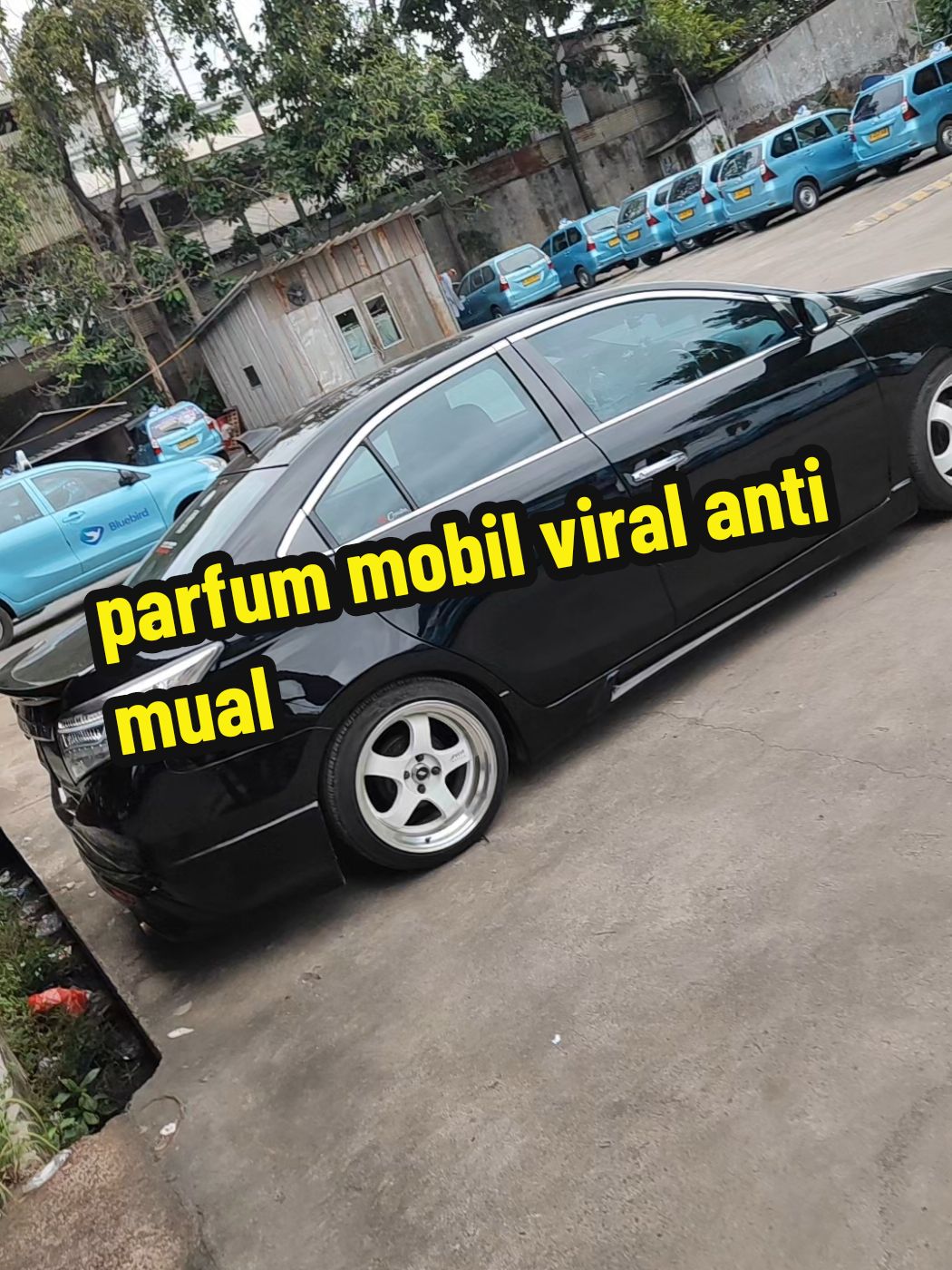 Membalas @sarkowiahmadparfum mobil anti mual serasa berasa di kabin kapal Garuda #parfummobil #parfum #parfumantimual 