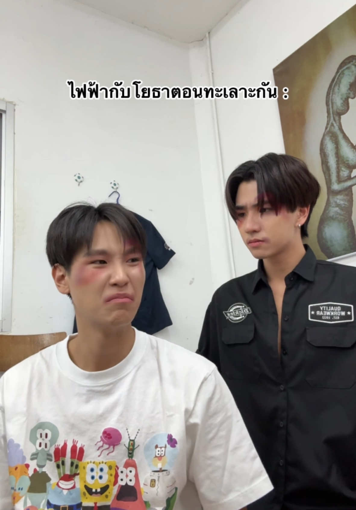 หลังจากเหตุการณ์ห้องน้องกรรณเมื่อคืน ไฟฟ้ากับโยธาก็เลยตัดสินใจคุยกันแบบดีๆ แล้ว รักกันๆ น้า 🥰  #Perfect10LinersEP13  #Perfect10Liners  #GMMTV   @PERTHPPE @junniorrs 