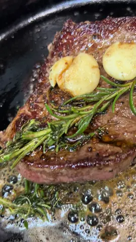 How To Pan Fry Steak | Steak Recipe Fresh Thyme Fresh Rosemary 2 Cloves Garlic  3 Tablespoons Butter #steak #butter #garlic #Recipe #EasyRecipe #steaktiktok #beef 