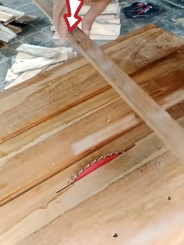 #creatorsearchinsights  wood 🪵 work 🪓😔  #woodwork #decor #doors #makersgonnamake #interior #woodart #construction #woodworking #carpenter #table #furnituredesign #woodcarving #viralreelschallenge #FineWoodworking #woodworkingcommunity #interior #wooddesign #carpenter #maker  #DIY #reelsfb #furniture #wood #foryou #foryoupage  #foryoupageofficial #fyp  #trending #viral_video  #fypシviral #growaccount #account #growmyaccount 